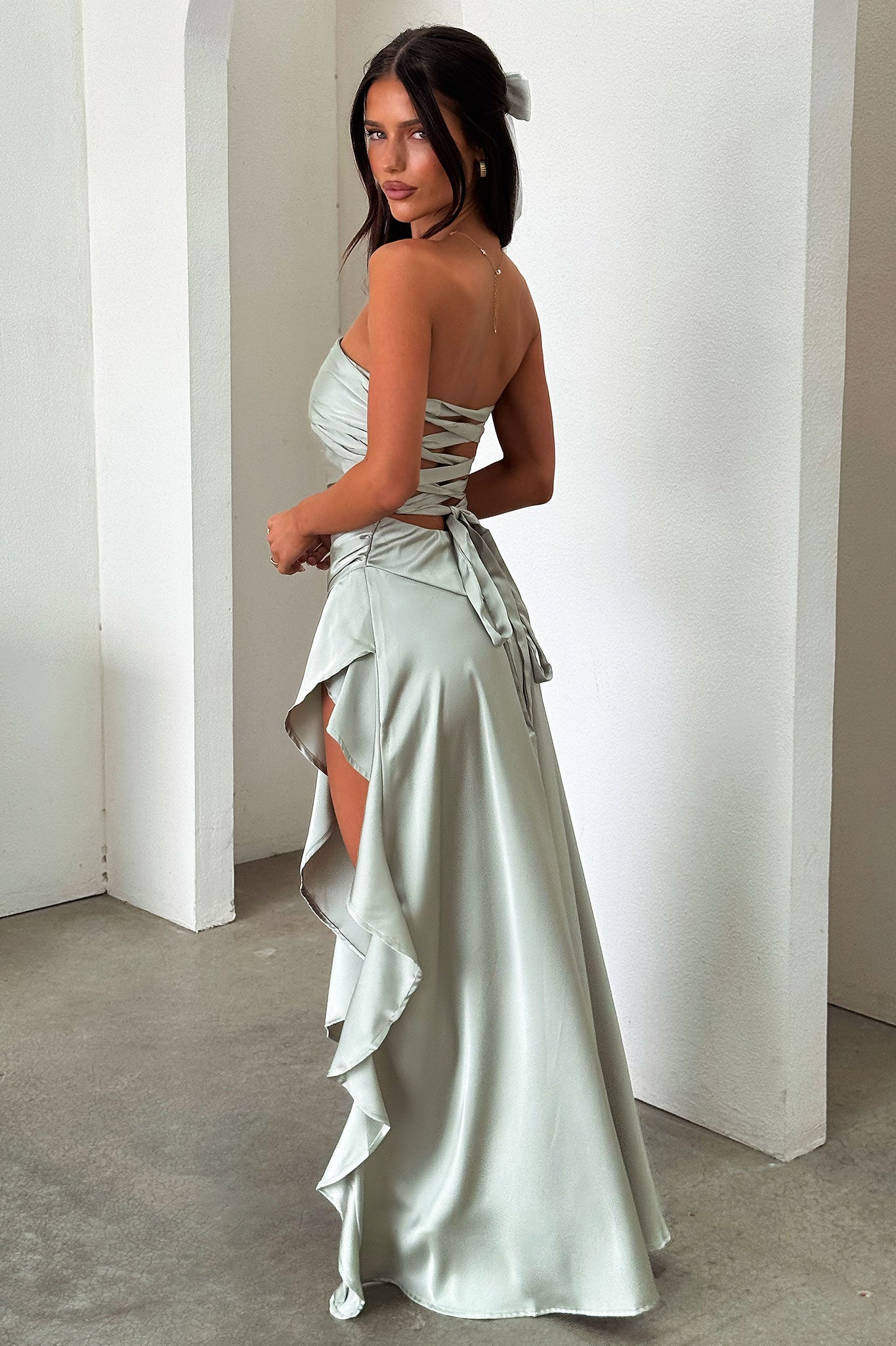 Carly Strapless Satin Maxi Dress - Szałwiowa