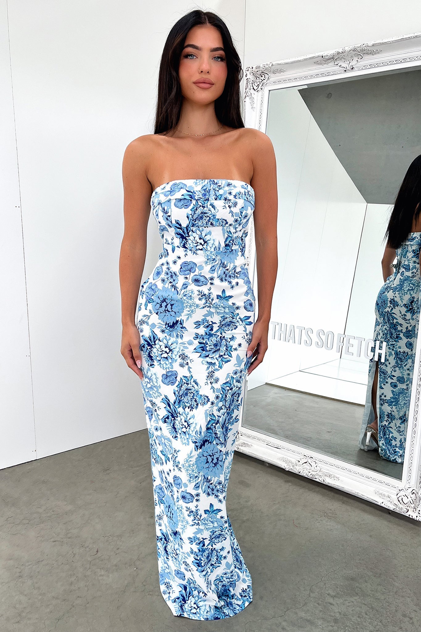 Charms Maxi Dress - Kwiatowa Niebieska