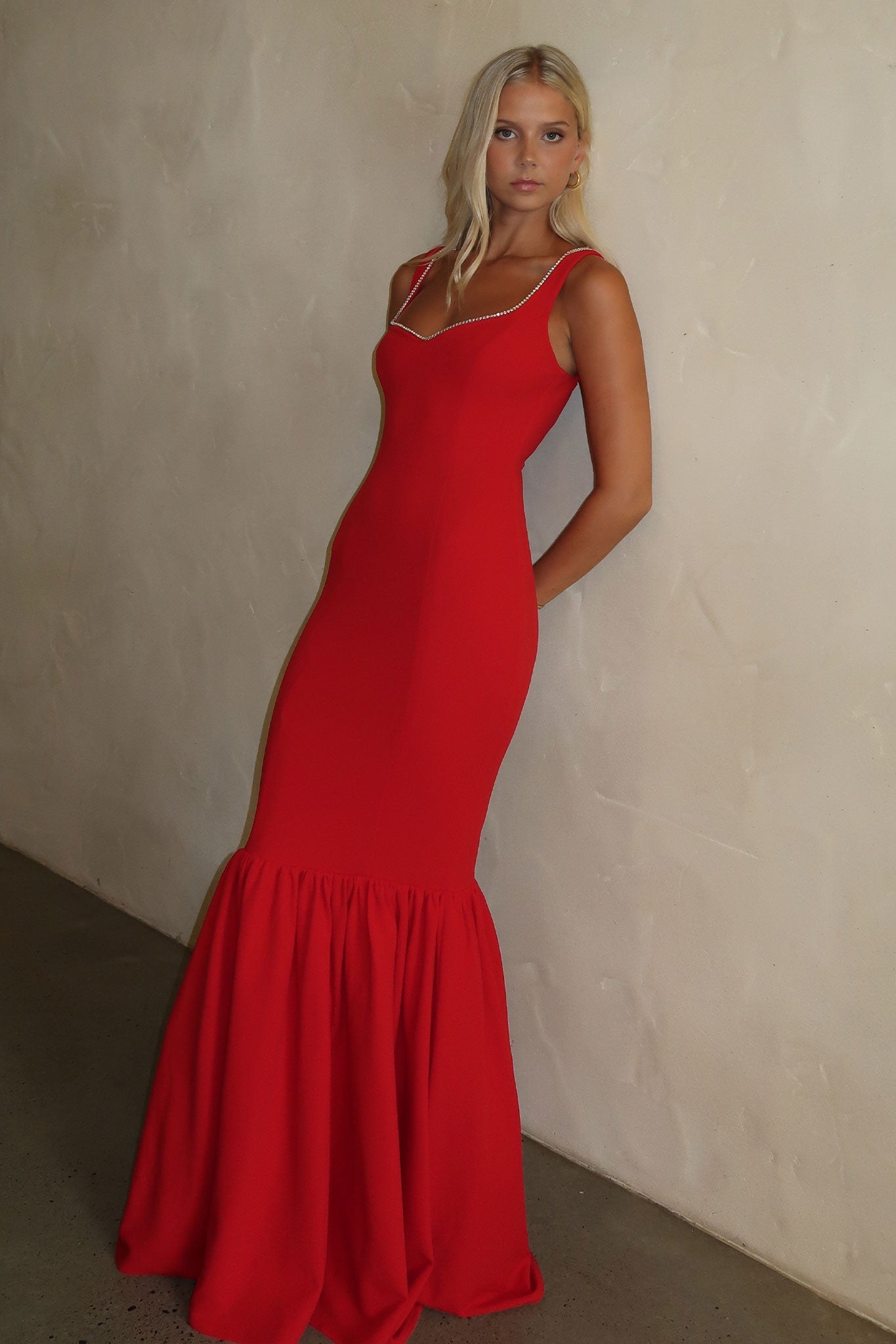 Emberly Maxi Dress - Czerwona