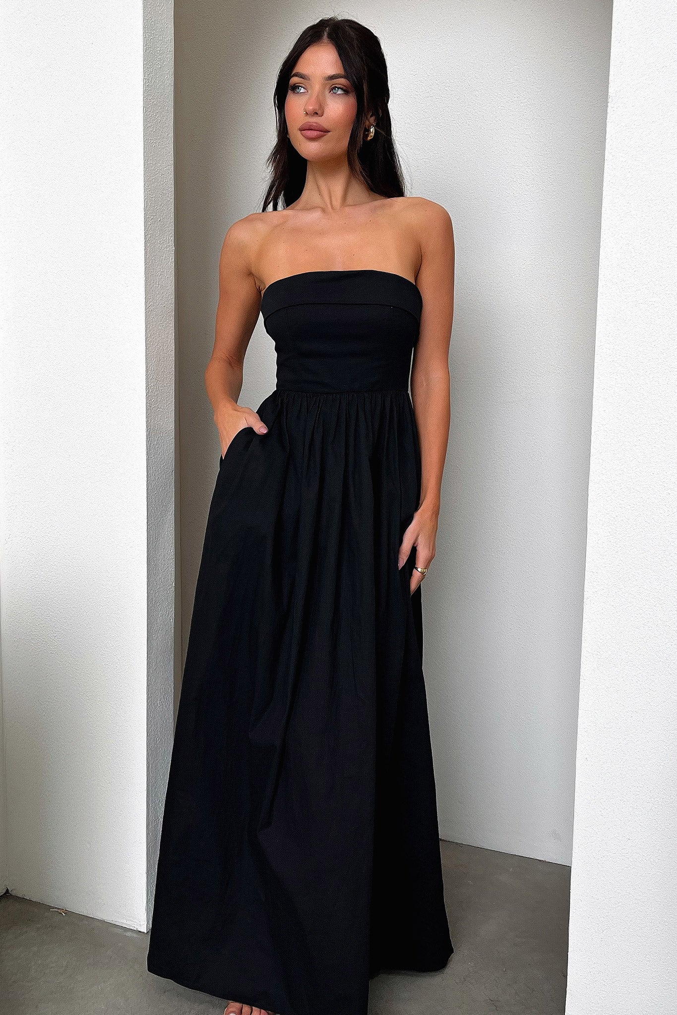 Cornell Maxi Dress - Czarna