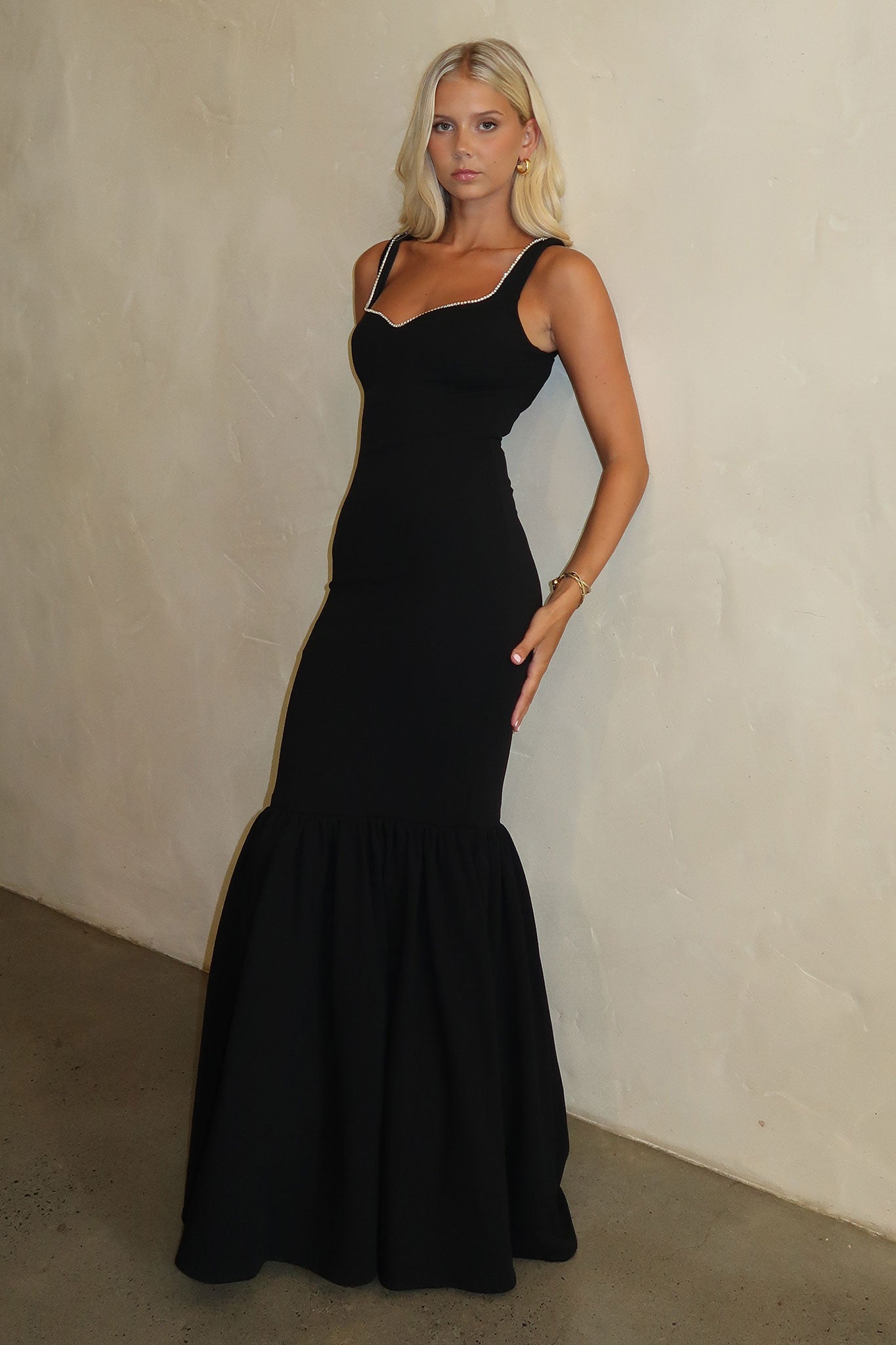 Emberly Maxi Dress - Czarna