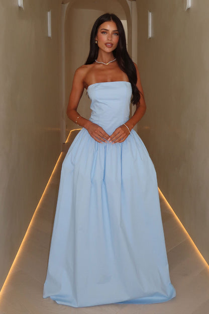 Iridessa Strapless Maxi Dress - Błękitna