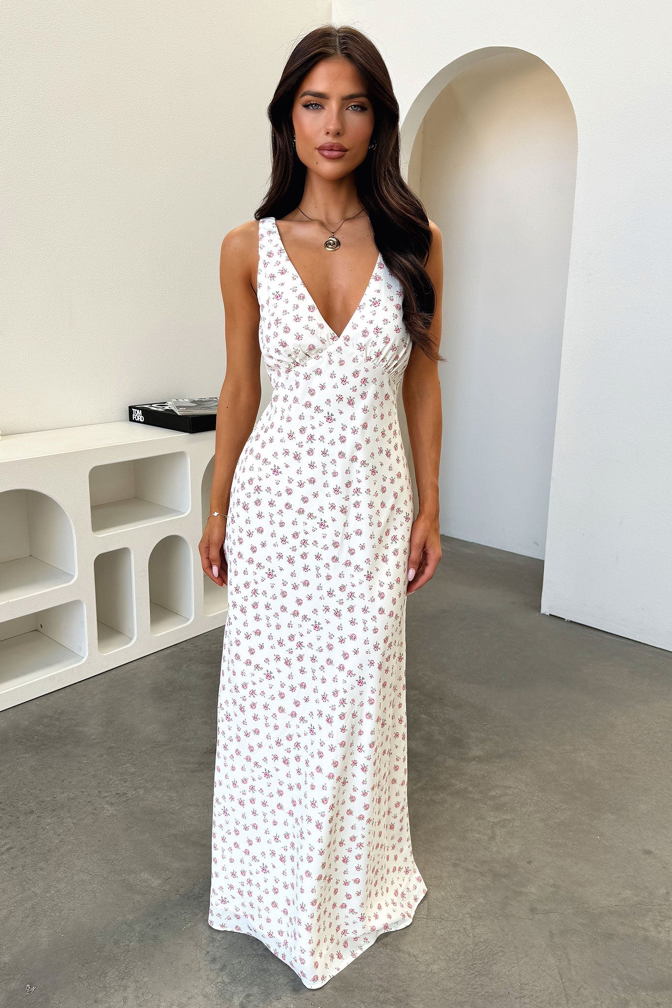 Naf V-Neck Maxi Dress - Kwiatowa Różana